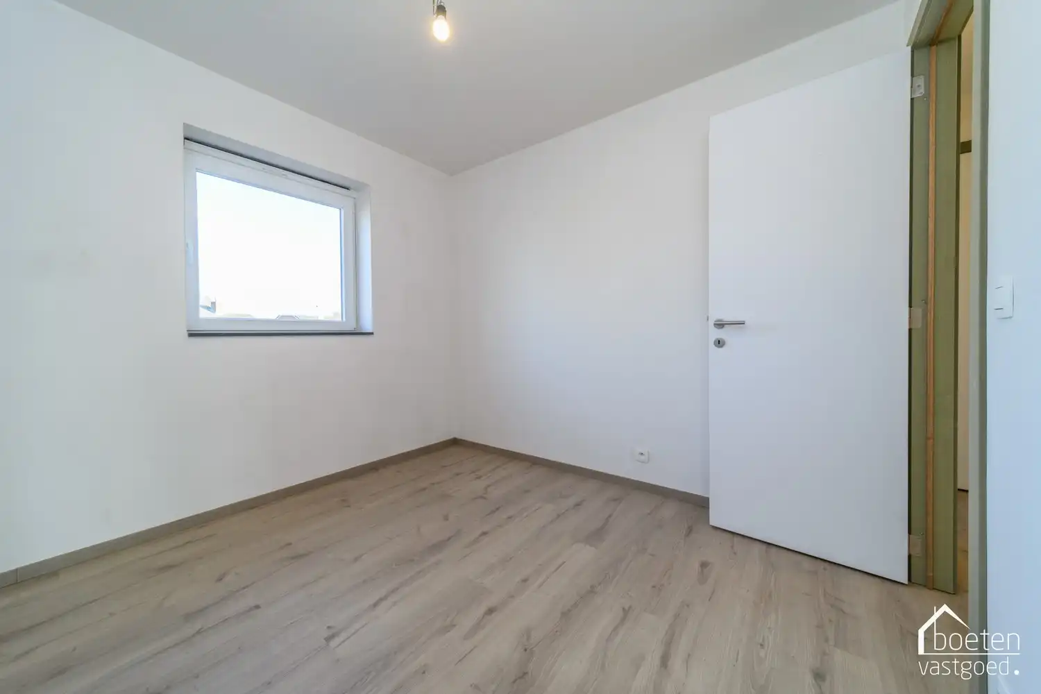 Roesbrugge: Betaalbare nieuwbouwwoningen met alle modern comfort, 3 slpks, garage en tuintje foto 12