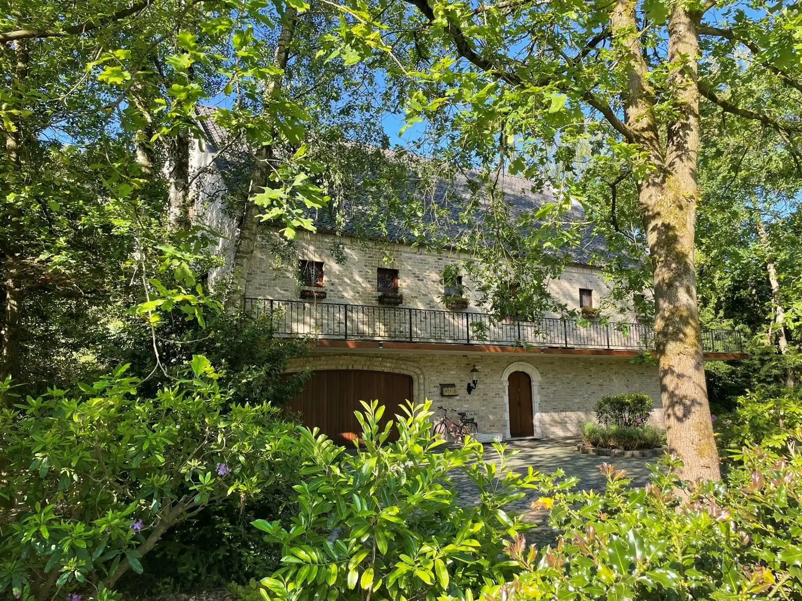 Energiezuinige en verzorgde bel-étage VILLA met veel potentieel! foto {{pictureIndex}}