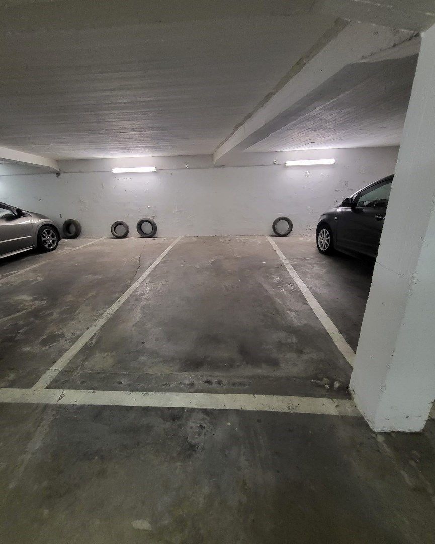 Hoog en droog...aan de voet van het stadscentrum. foto 14