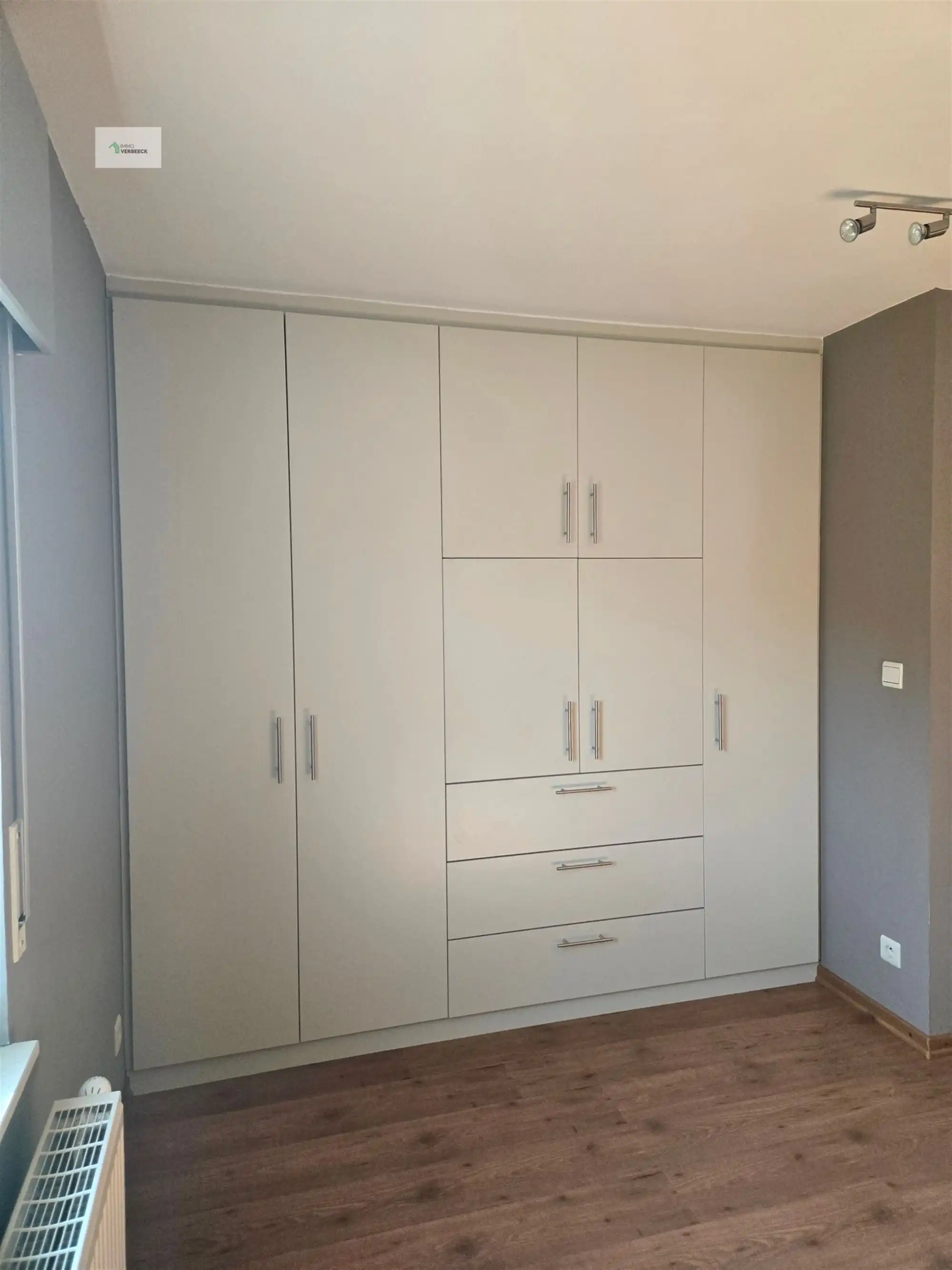 Ruime Woning met 3 Slaapkamers in Bale foto 41