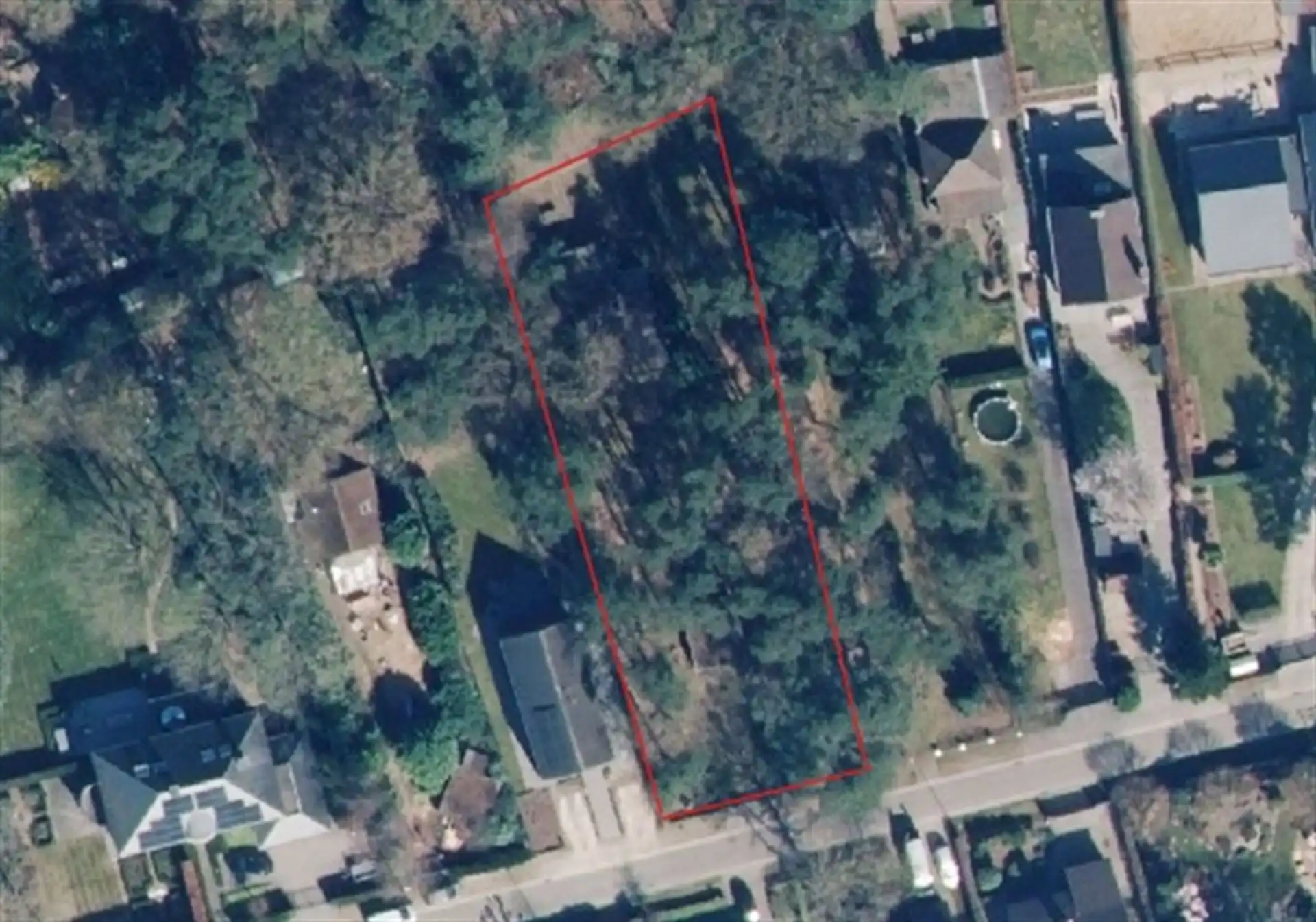 Ruime bouwgrond van 1.024 m² op een toplocatie! foto {{pictureIndex}}