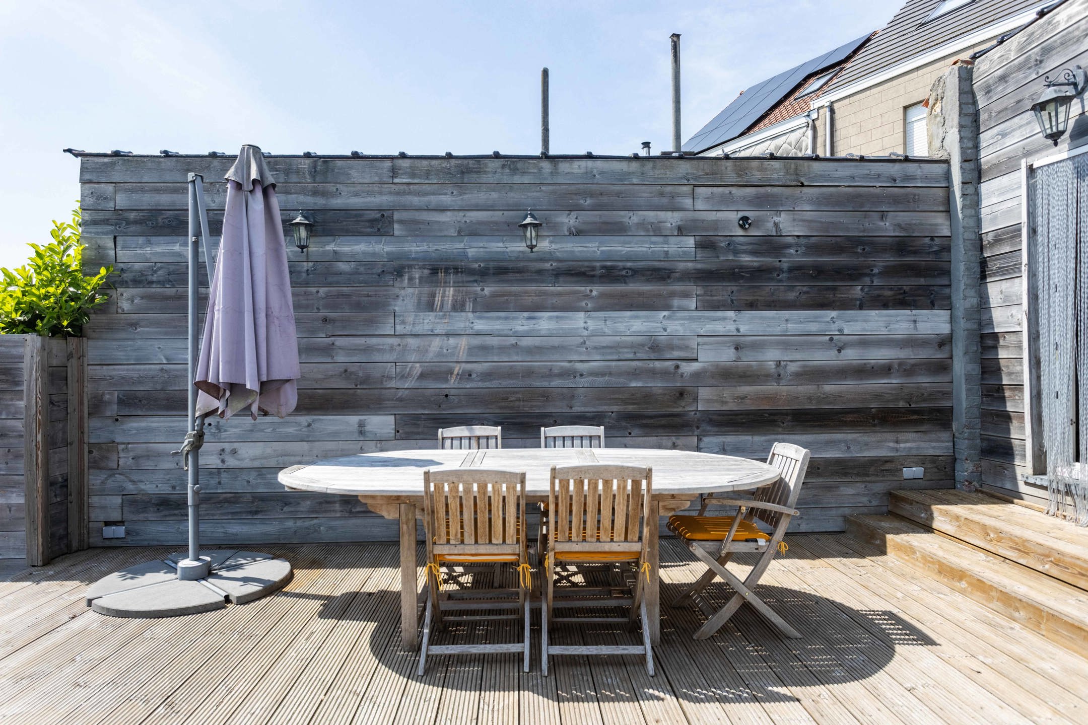 Instapklare & ruime woning op een toffe locatie foto 26