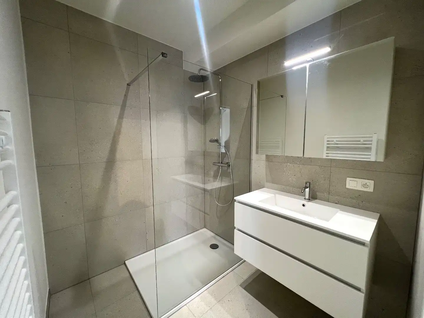 Luxe nieuwbouw appartement, 68m², 2 terrassen, 1 slpk, op toplocatie foto 13
