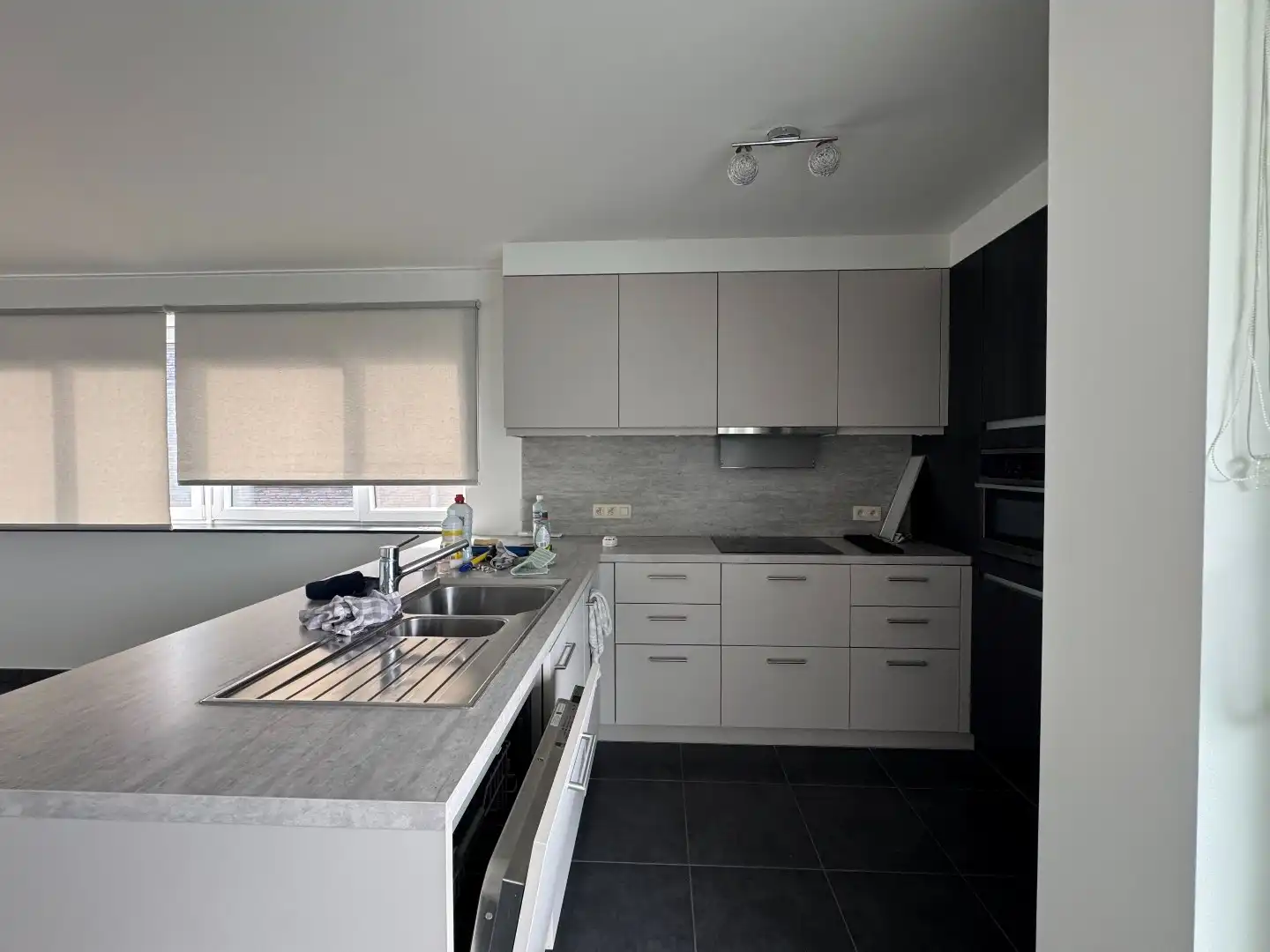 Te huur in Merchtem: ruim appartement 2 slpk + 2 autostaanplaatsen + kelder foto 5