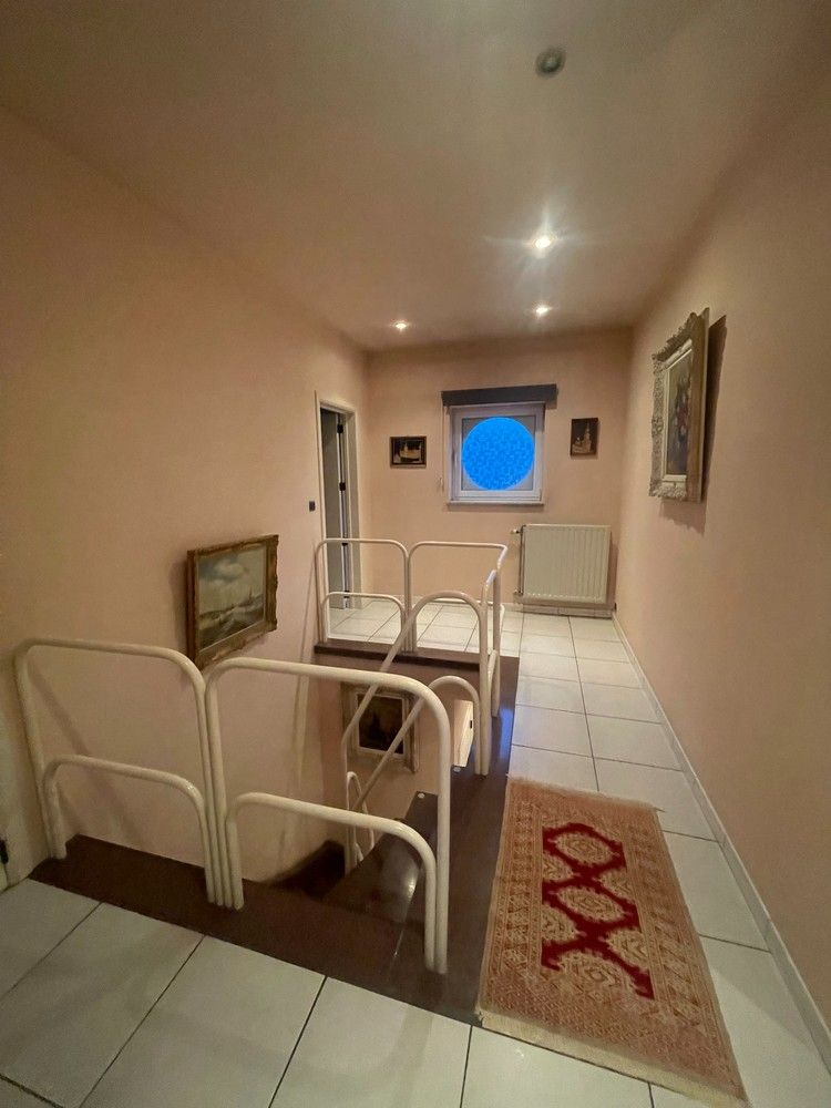 Gunstig gelegen woning met groot terras/tuin en aparte garage foto 21