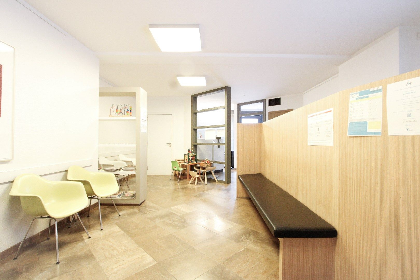 TE HUUR: Instapklaar handelspand  Dumortierlaan 20 foto 12