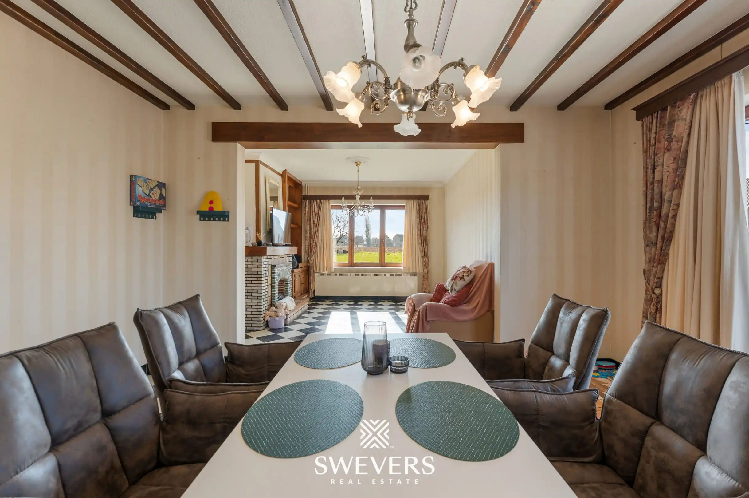 Te renoveren woning met 4 slaapkamers, grote tuin en omliggende velden op rustige ligging nabij centrum Diepenbeek foto 5