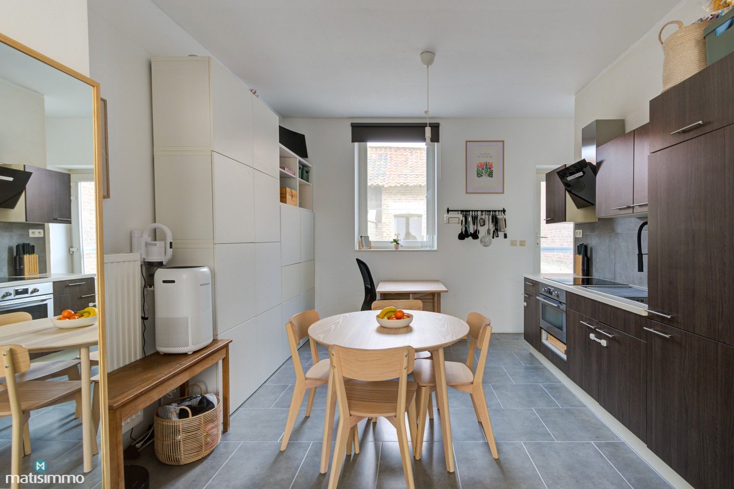 INSTAPKLARE WONING MET ZONNEPANELEN EN PRACHTIGE TUIN TE TONGEREN foto 5