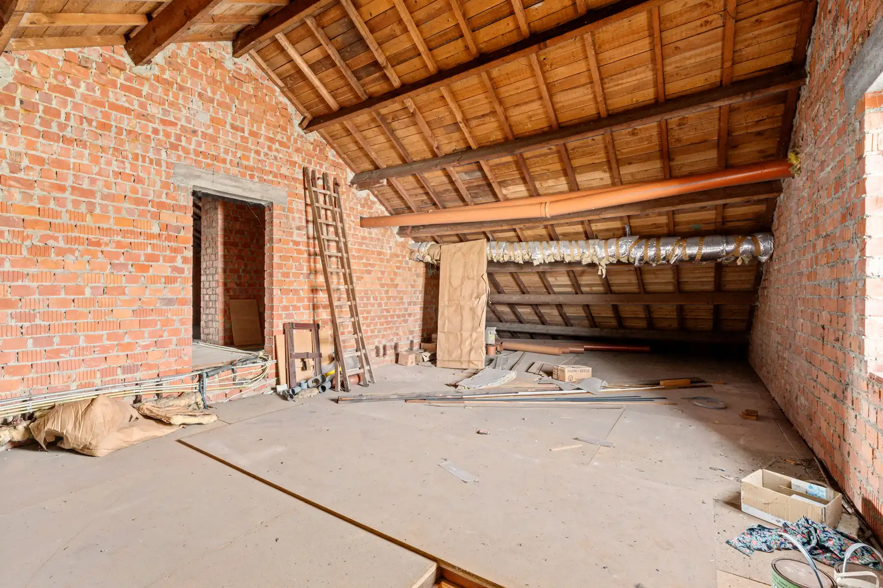 Landelijke villa met 3 slaapkamer, 2 badkamers en garage foto 25