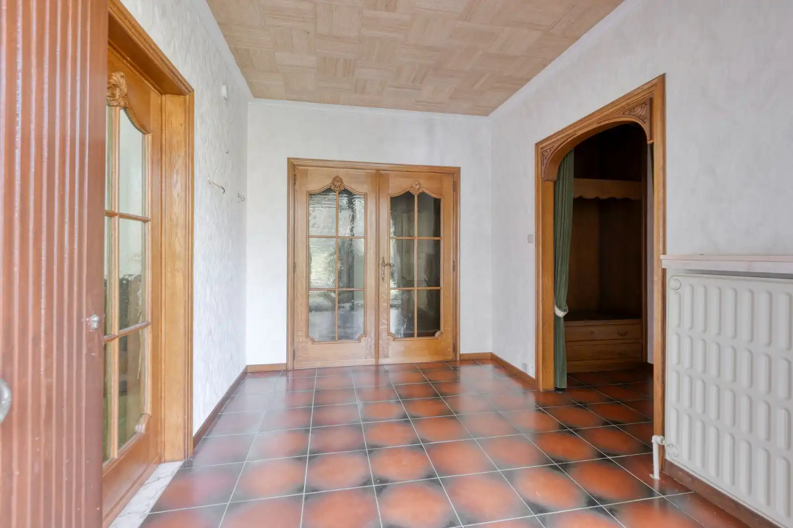 Rustig gelegen gelijkvloerse woning met 4 slpks op wandelafstand van het centrum van Mol !  foto 2