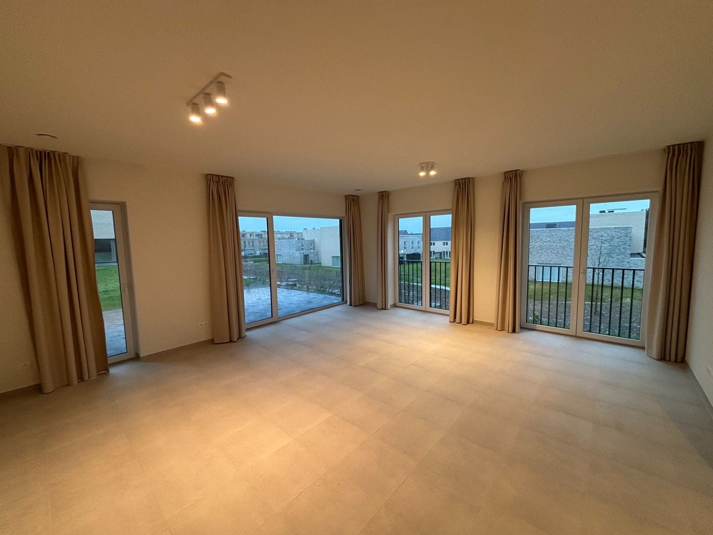 UNIEKE KANS: Gloednieuw & Instapklaar wonen op de Oude Kodaksite! foto 5