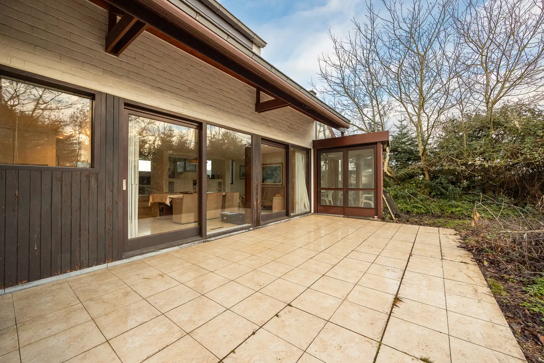 Te renoveren split-level villa met 4 slk + bureel op 1.924m² foto 24