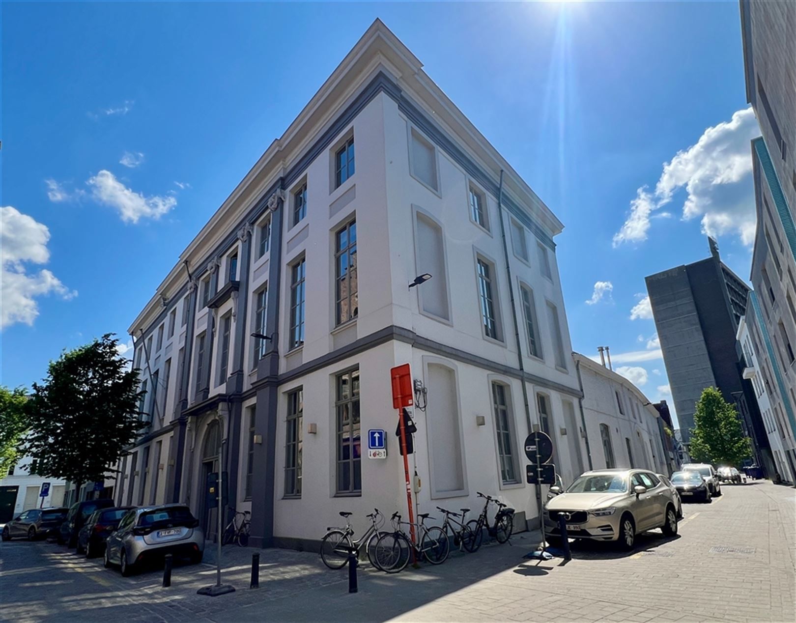 Karaktervolle kantoorruimtes in hartje Gent foto 2