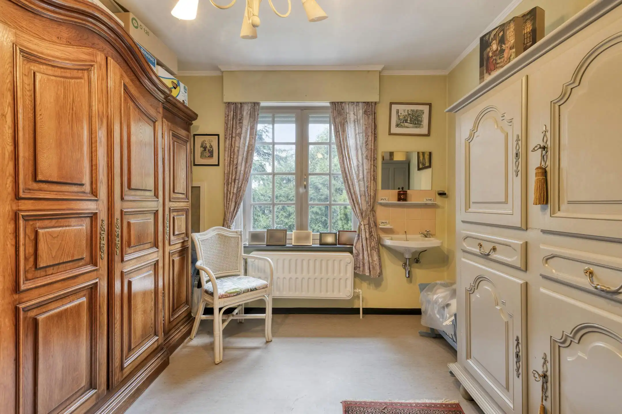 Halfopen bebouwing (4 slpk) te Sint-Andries in doodlopend straat  foto 17