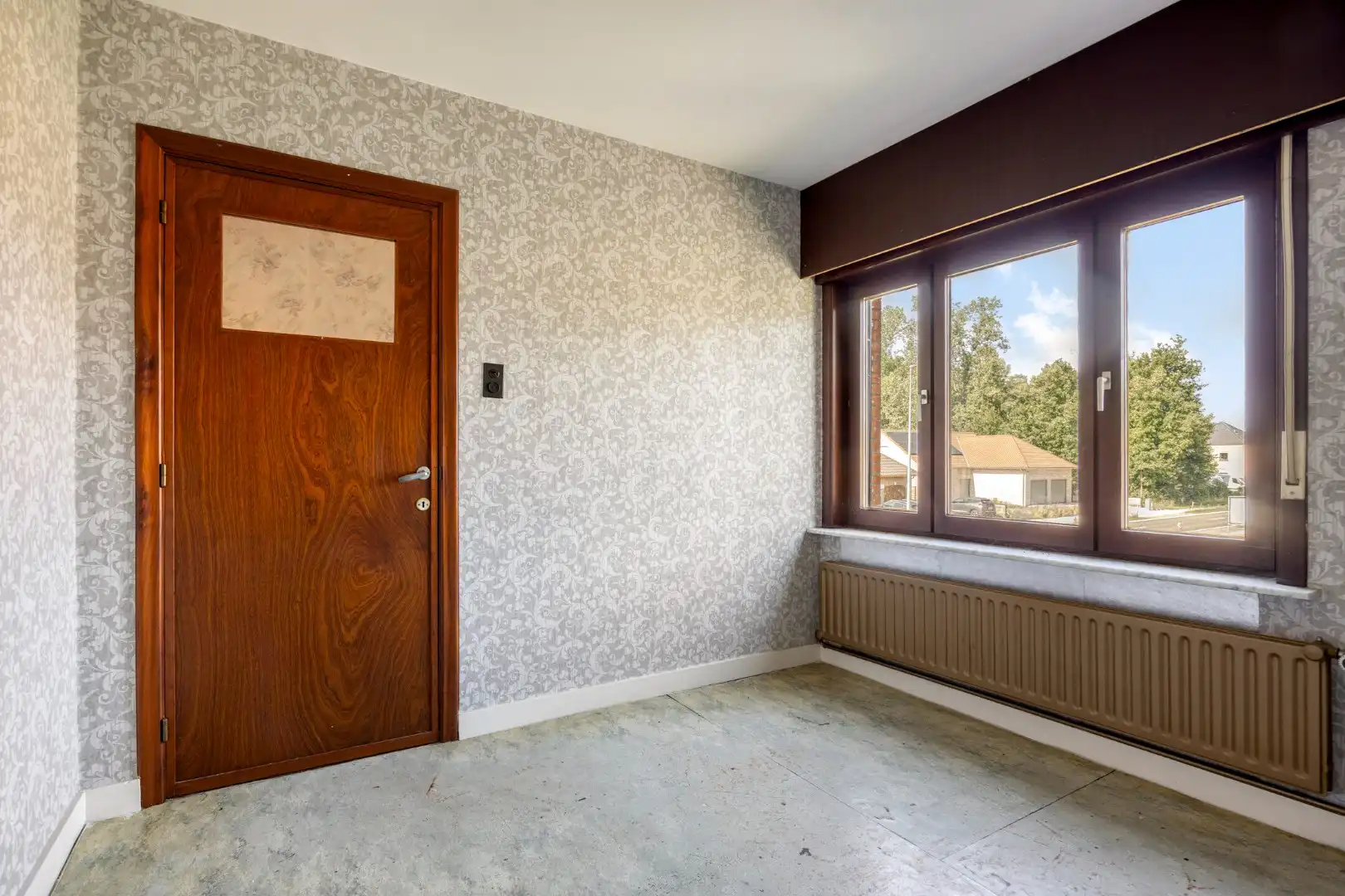 Ruime te renoveren woning met uitbreidingspotentieel en zonnig perceel van 1.738 m² !  foto 21