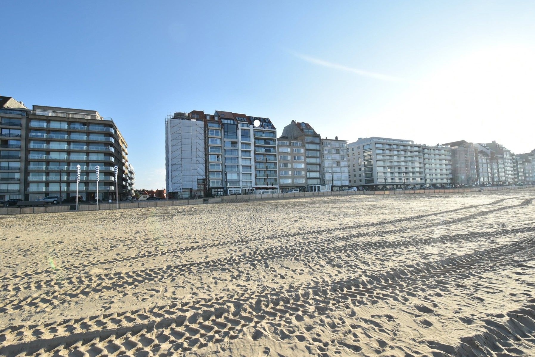 ()=>{if(producerUpdateValueVersion(node),producerAccessed(node),node.value===ERRORED)throw node.error;return node.value} Zeedijk-Het Zoute 800/81 - 8300 Knokke-Het Zoute