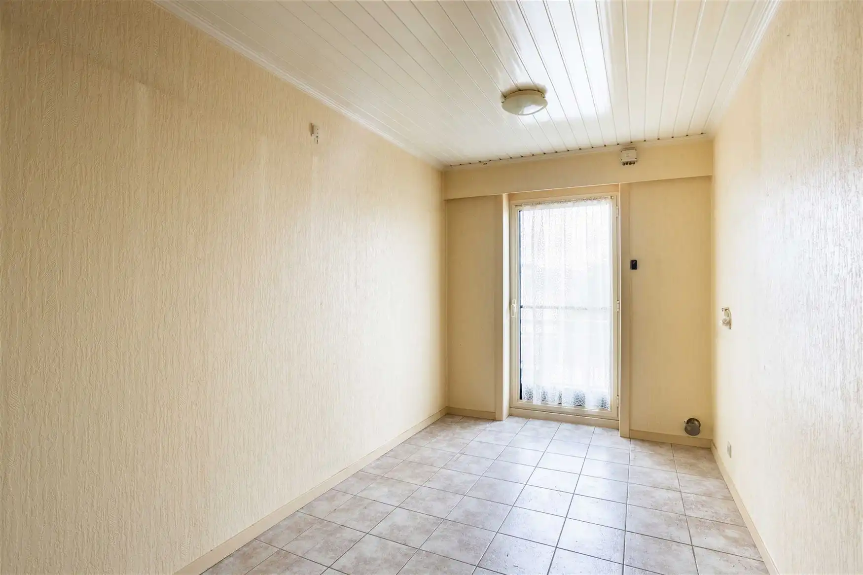 Ruim 3-slaapkamerappartement met zonneterras in Zwijnaarde foto 5