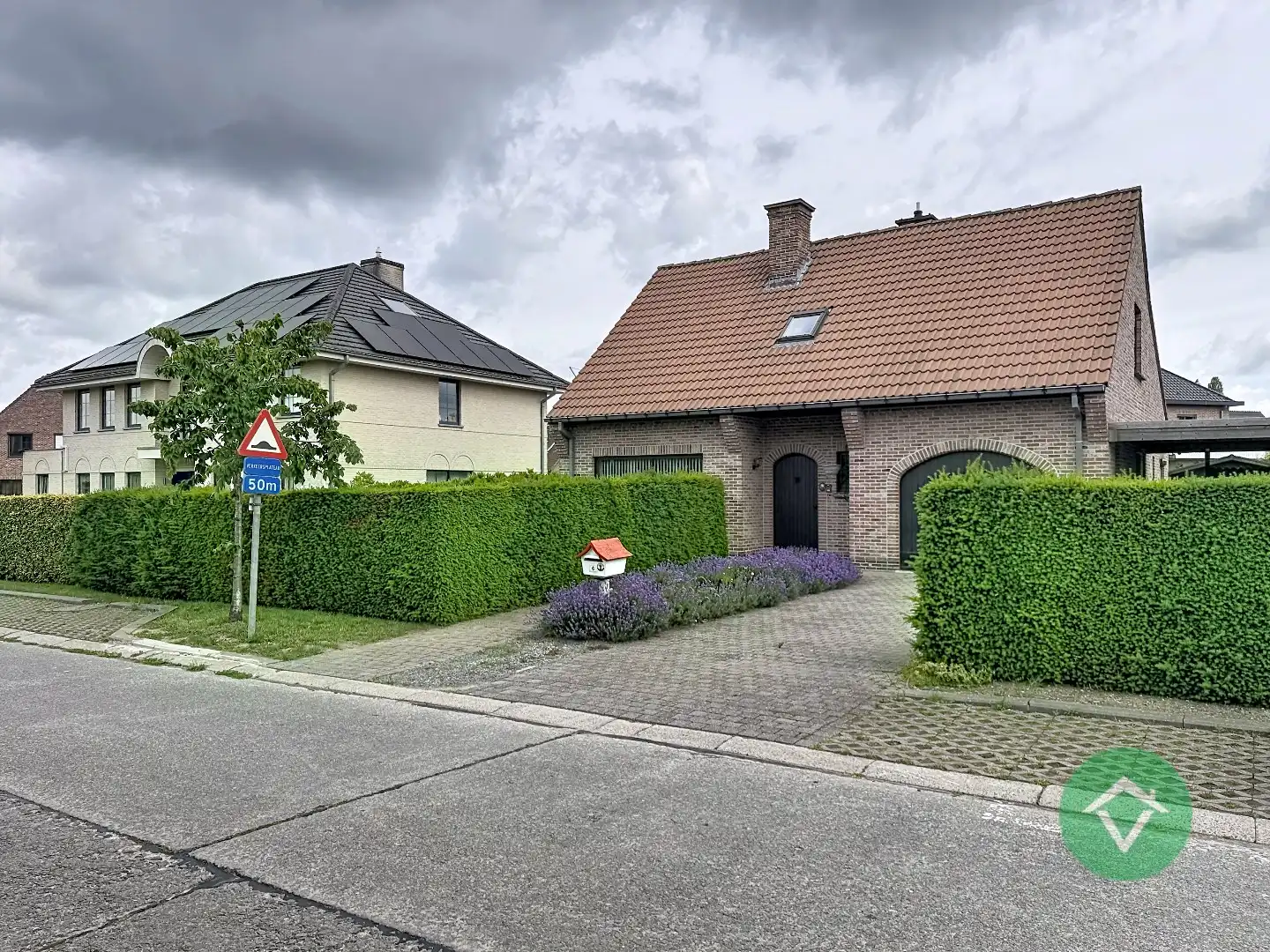 Instapklare gezinswoning met garage, carport en zonnige tuin in Scheldewindeke (Oosterzele) foto 4