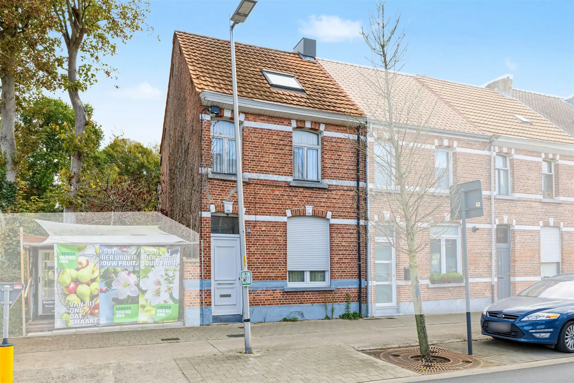 Hoofdfoto van de publicatie: Te renoveren HOB in hartje Beveren (150m²)