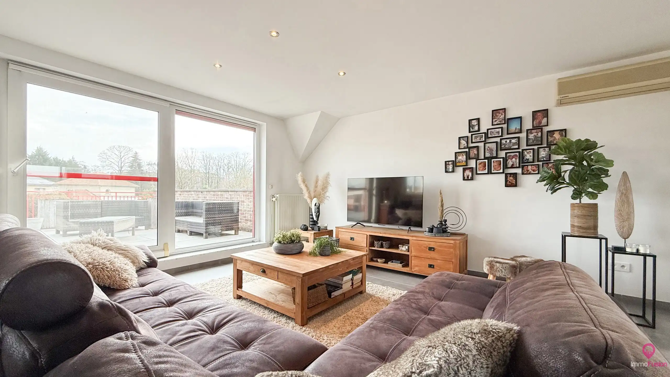 Ruim appartement van 177m² met 105m² terras en 4 slpks! foto 4