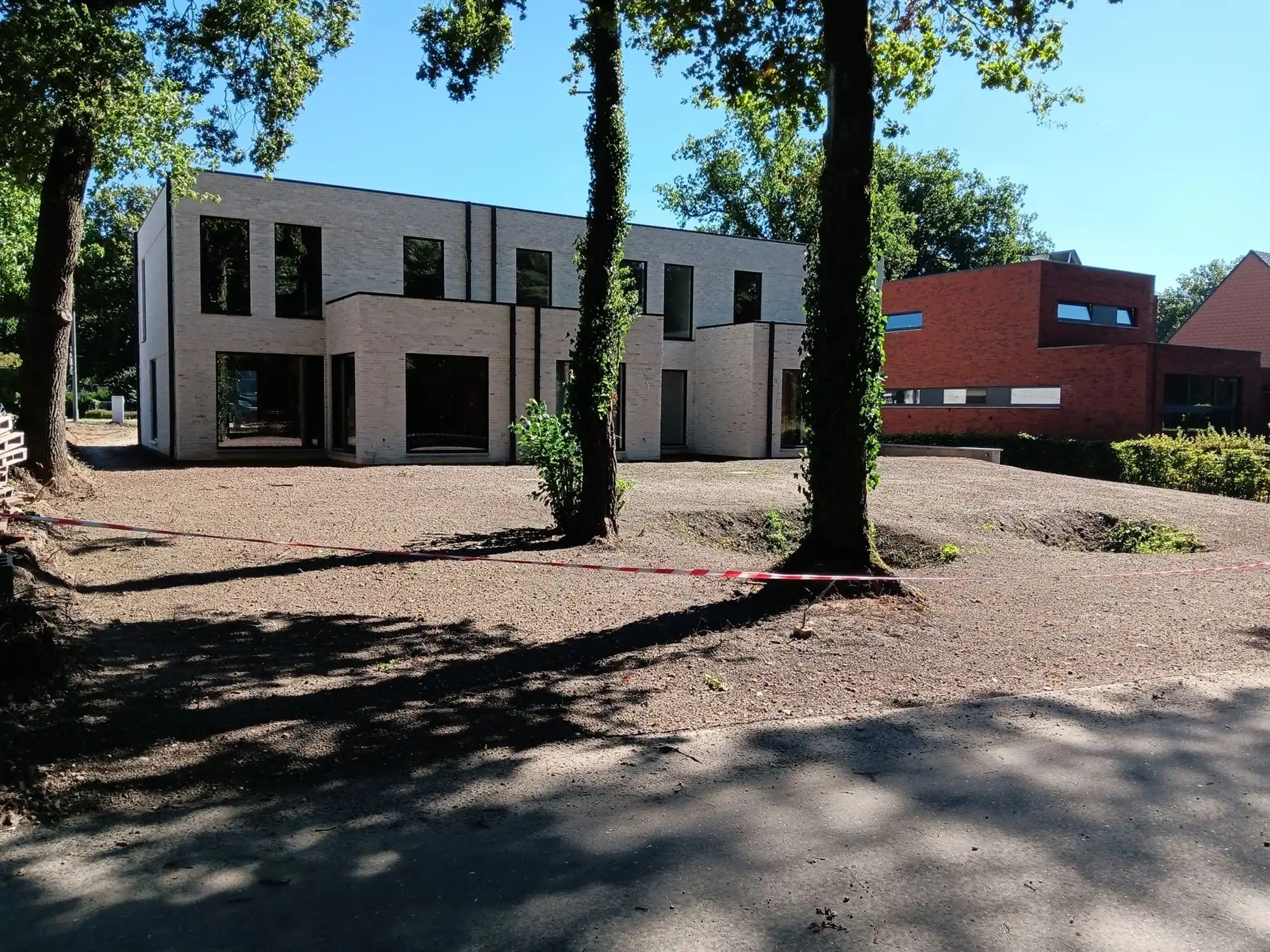 Nieuwbouwwoning op absolute toplocatie in Zutendaal foto 3
