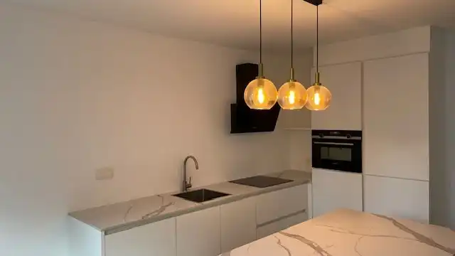 Mooi gerenoveerd, goed gelegen appartement met terras en 2 slaapkamers in Oostende foto 9