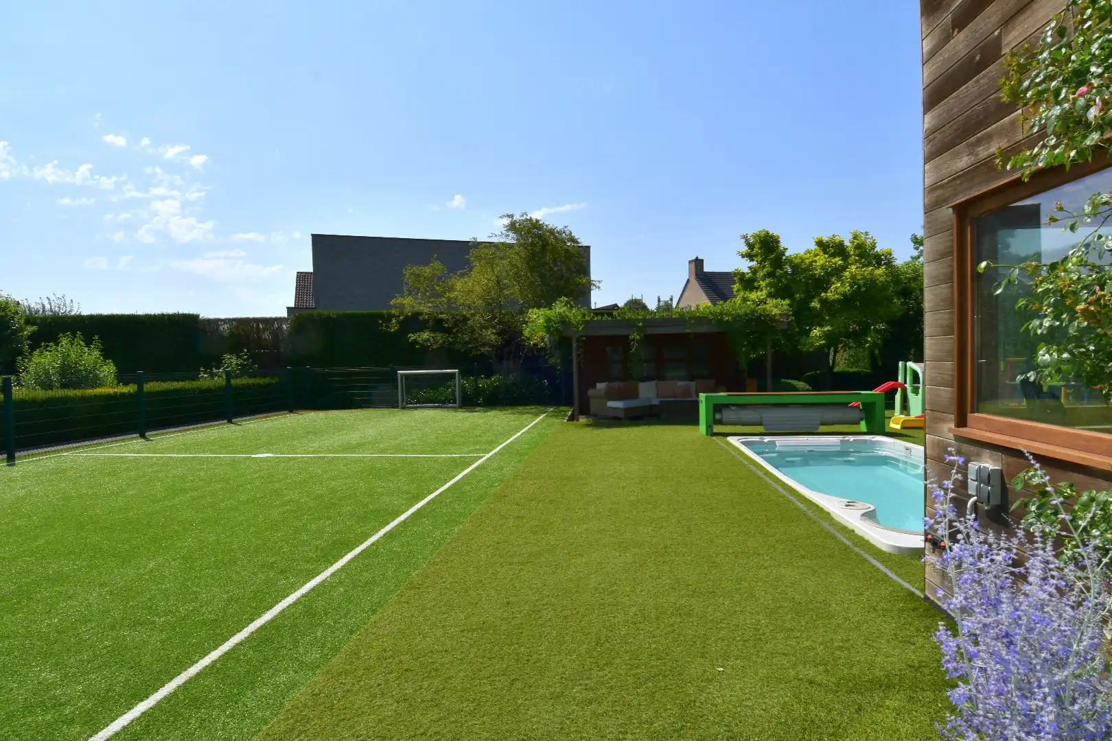 Uitzonderlijk vastgoed te koop op een zeer royaal perceel (2103 m²) in Gullegem foto 24
