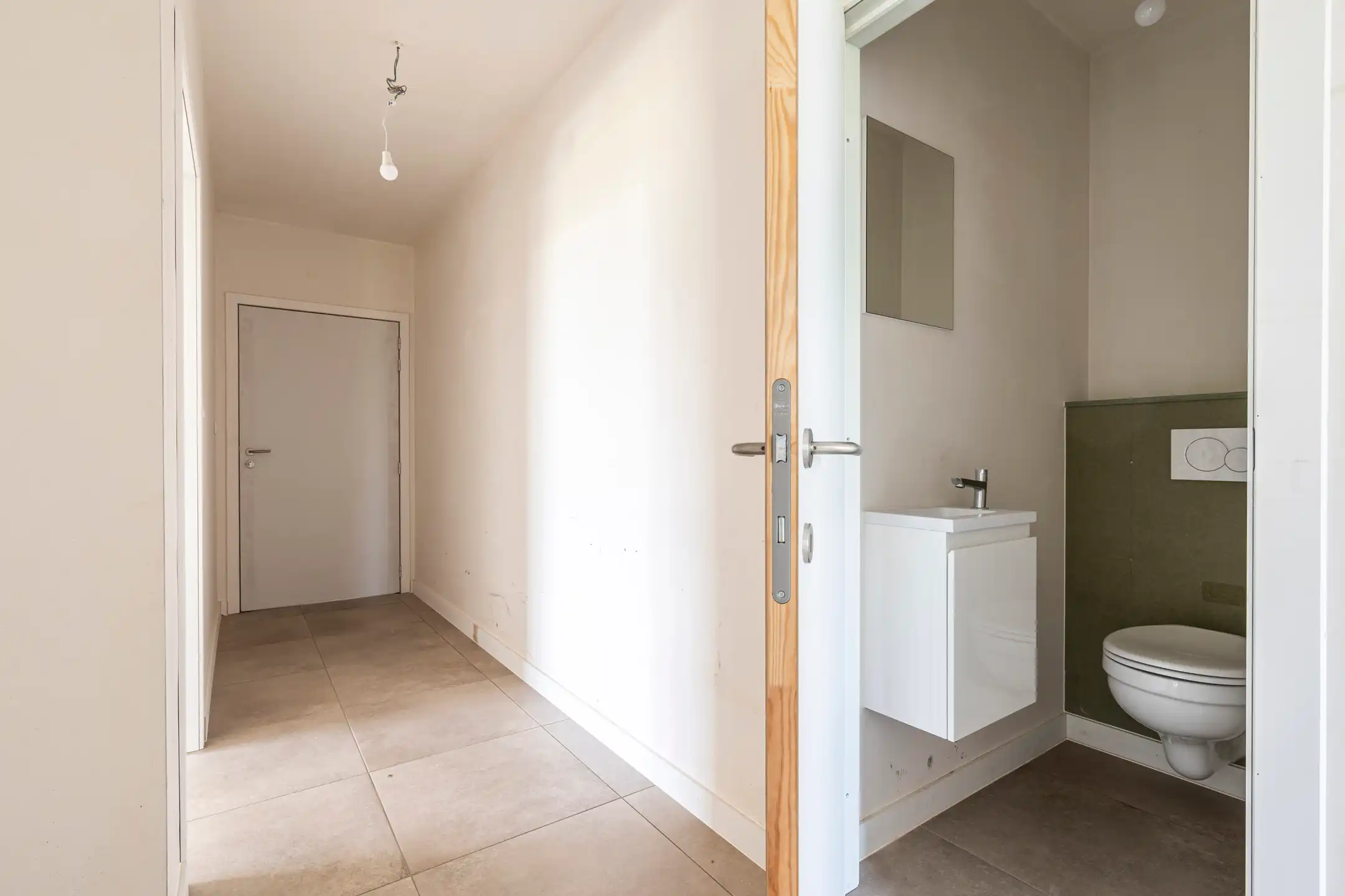 Appartement met 3 slpks en groot terras met zicht op weiland foto 4