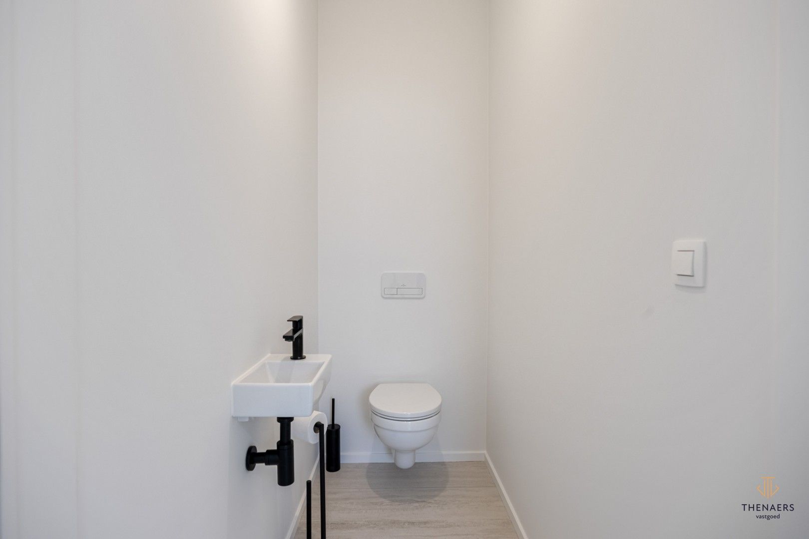 INSTAPKLARE LUXE EN ENERGIEZUINIGE NIEUWBOUWWONING MET 4 SLAAPKAMERS EN 2 BADKAMERS. foto 12