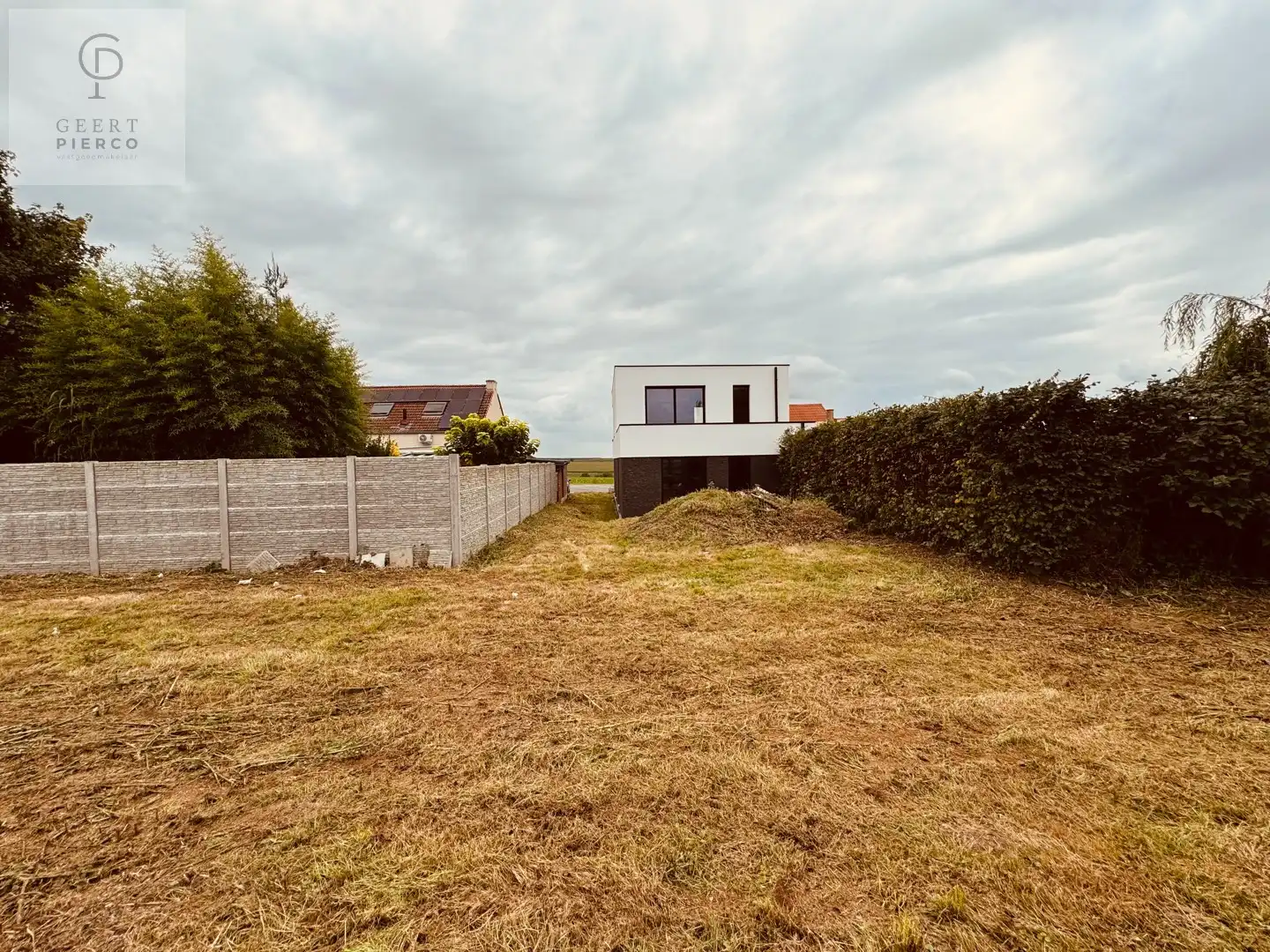 Knap handelspand op een centrale ligging foto 14