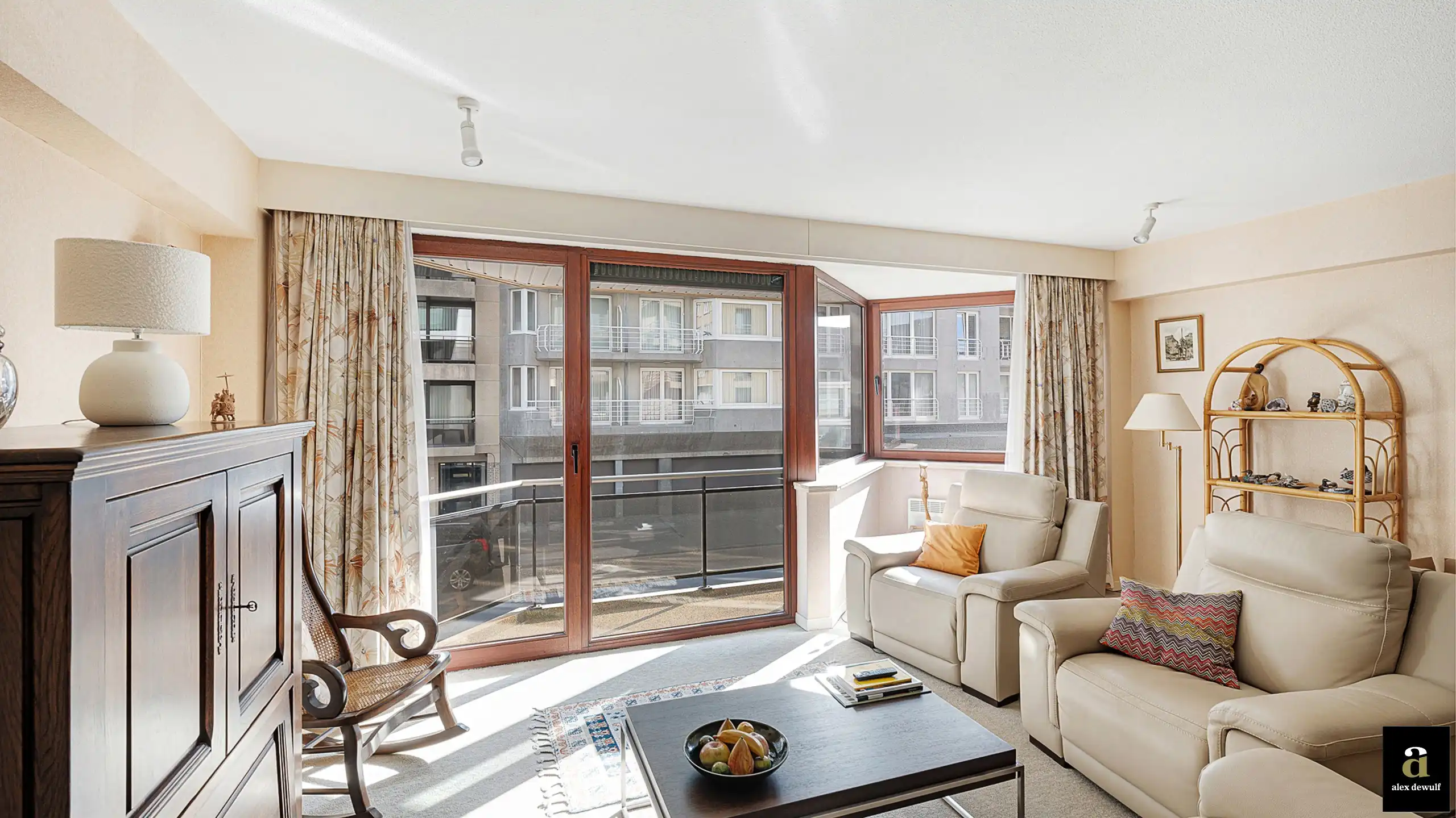 Goed gelegen appartement met zij zeezicht [Zwaluwenlaan]. foto 12