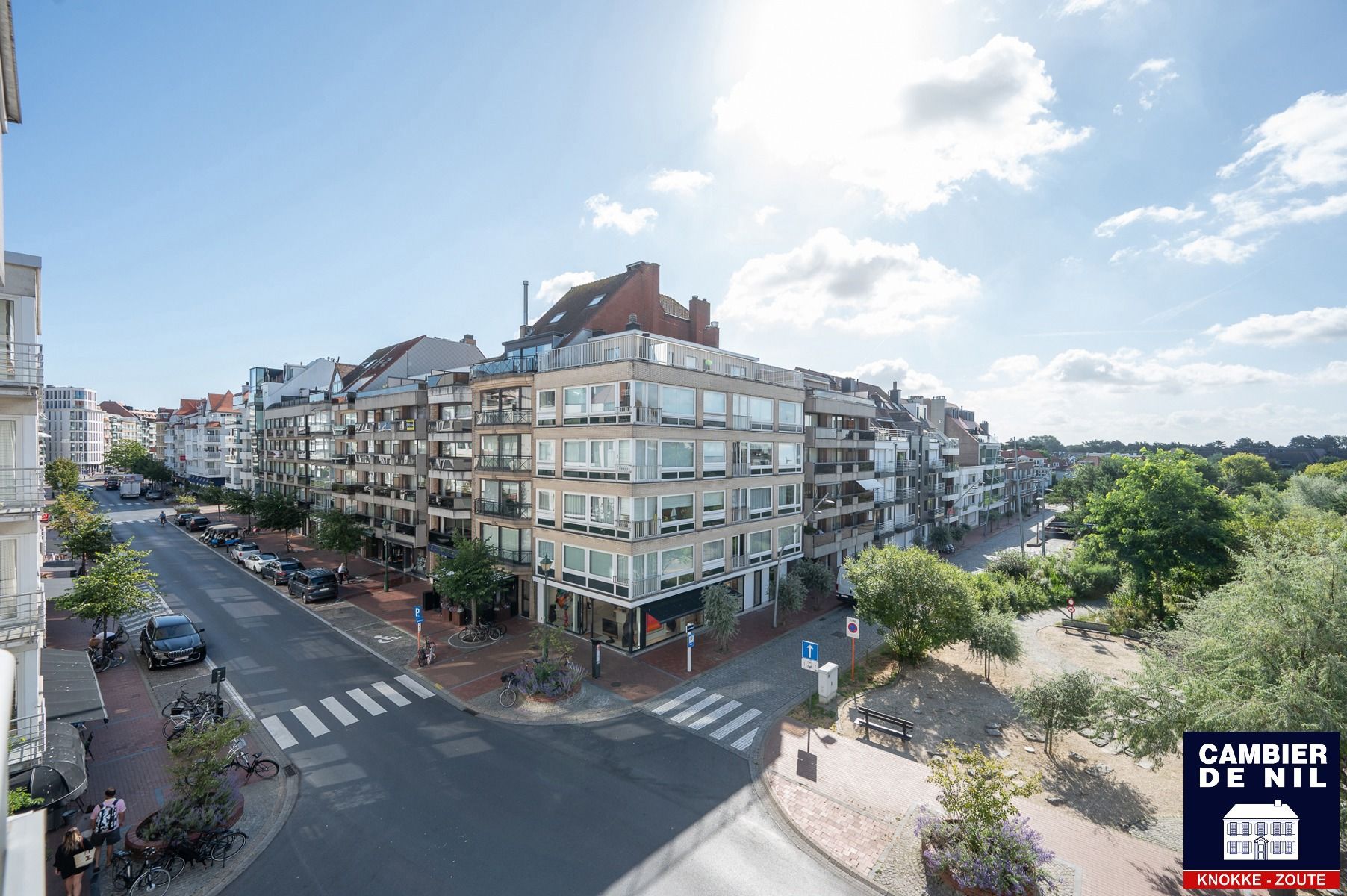 Indrukwekkend gerenoveerd hoek appartement met gevelbreedte van 11m en open zicht over het Yzerpark - 3 slaapkamers  foto 27