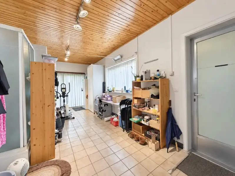 Ruime woning met kantoor en prachtige tuin op toplocatie foto 19