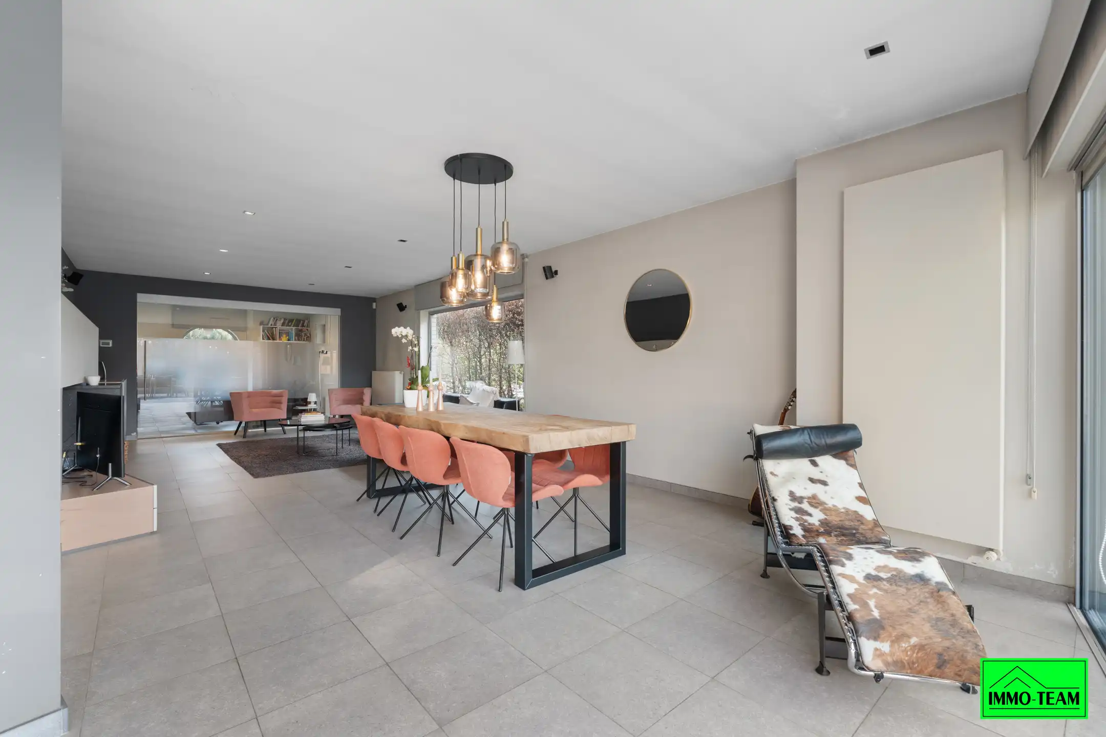 Ruime, energiezuinige villa in groene en rustige omgeving  foto 3