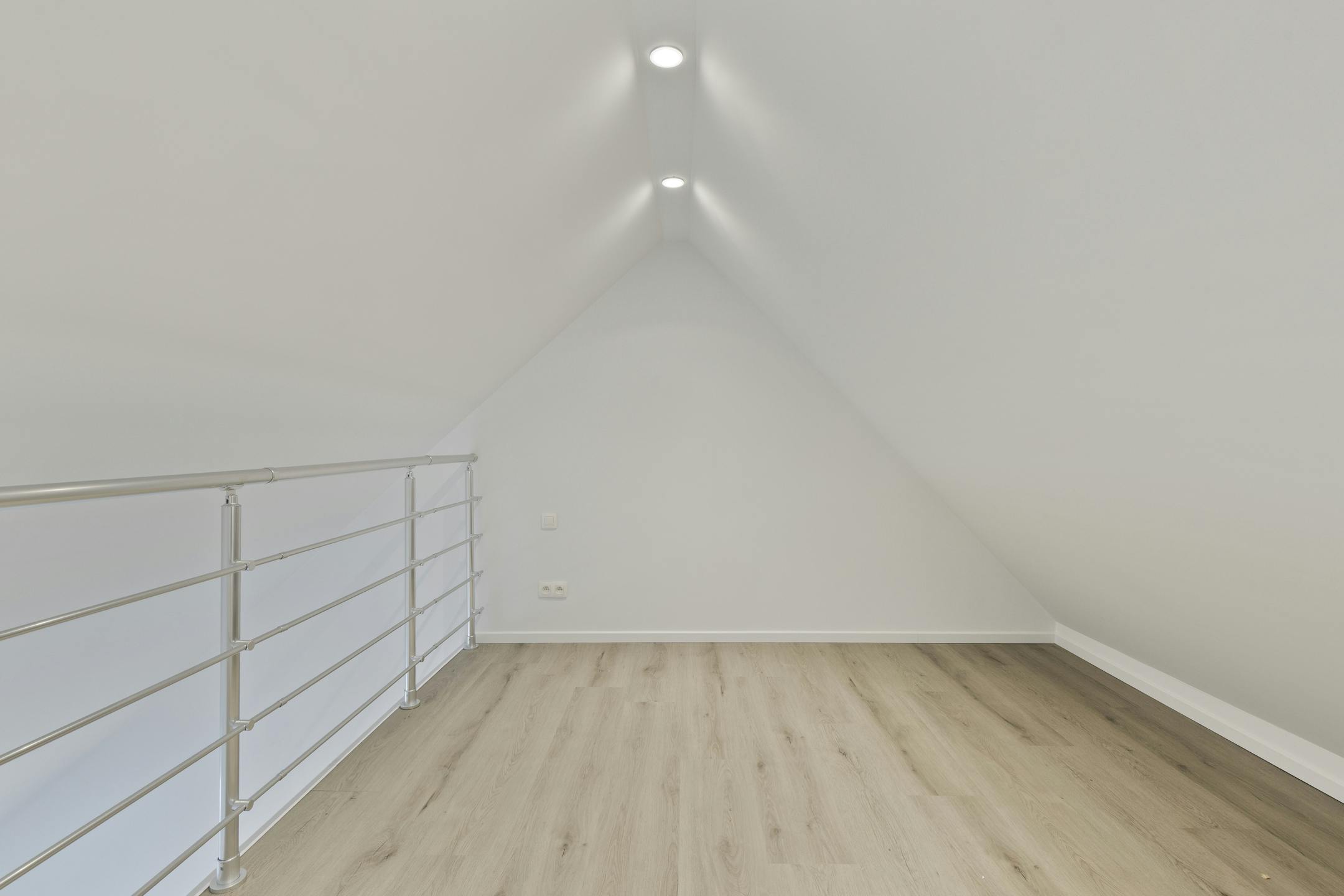 Handelspand met woonst in centrum Lauwe foto 11