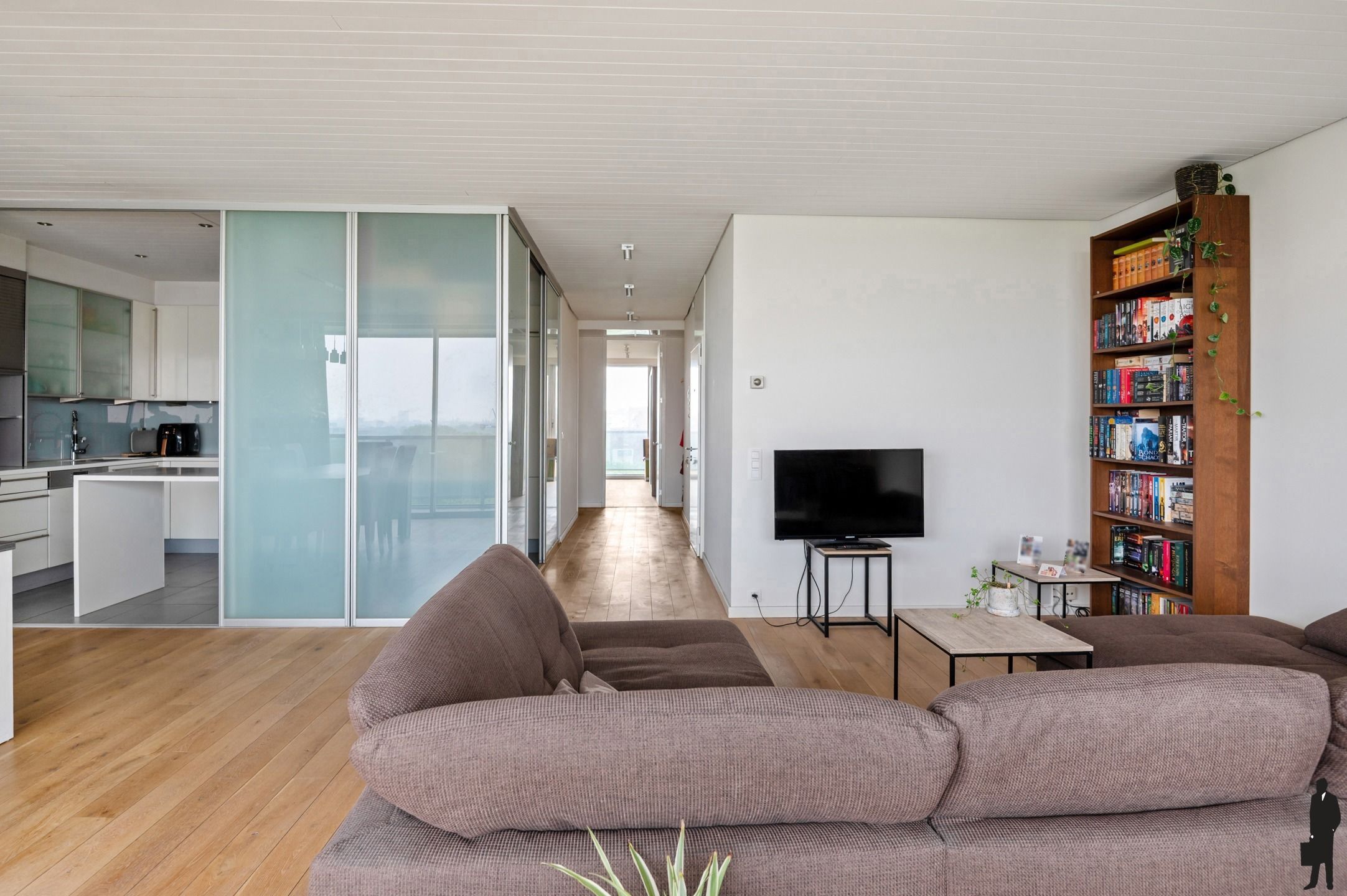 Ruim en licht appartement met twee terrassen foto 5