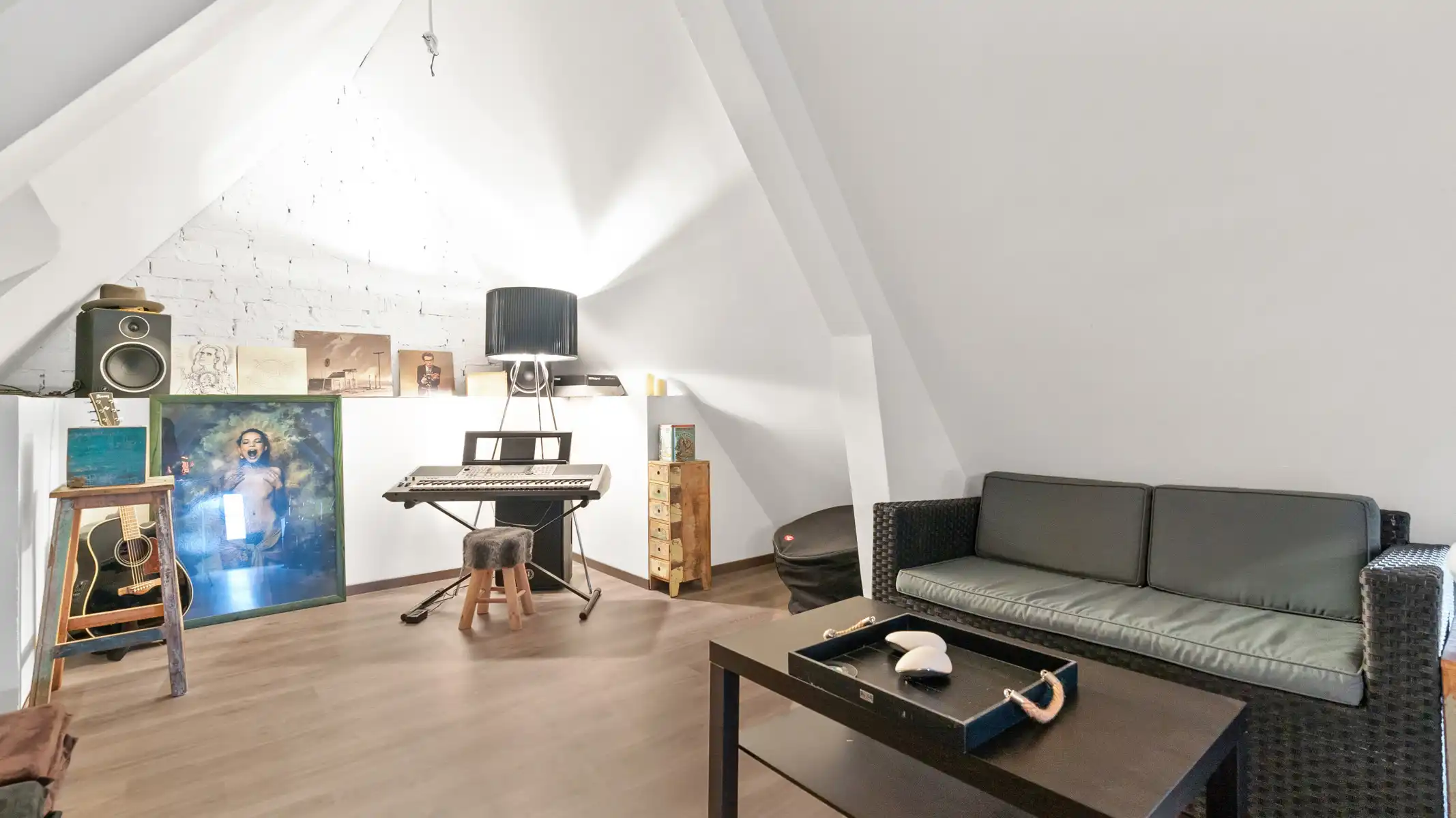 Gerenoveerde woning met diverse bijgebouwen te Morkhoven foto 25