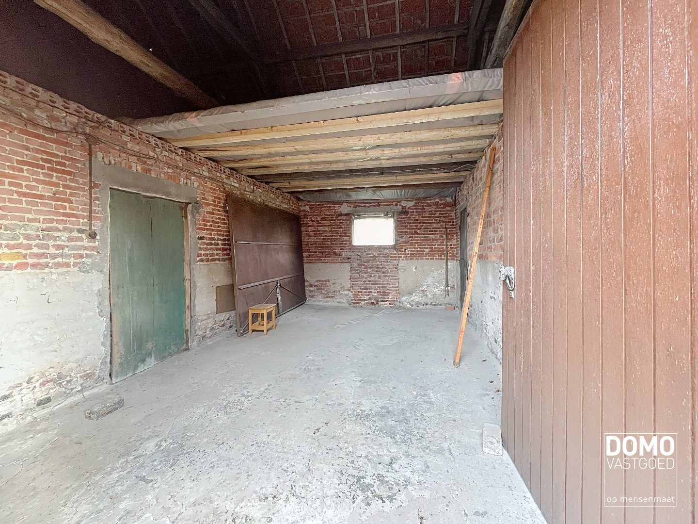 Authentieke open bebouwing met bijgebouwen en renovatiepotentieel in Tuilt-Kuringen foto 16