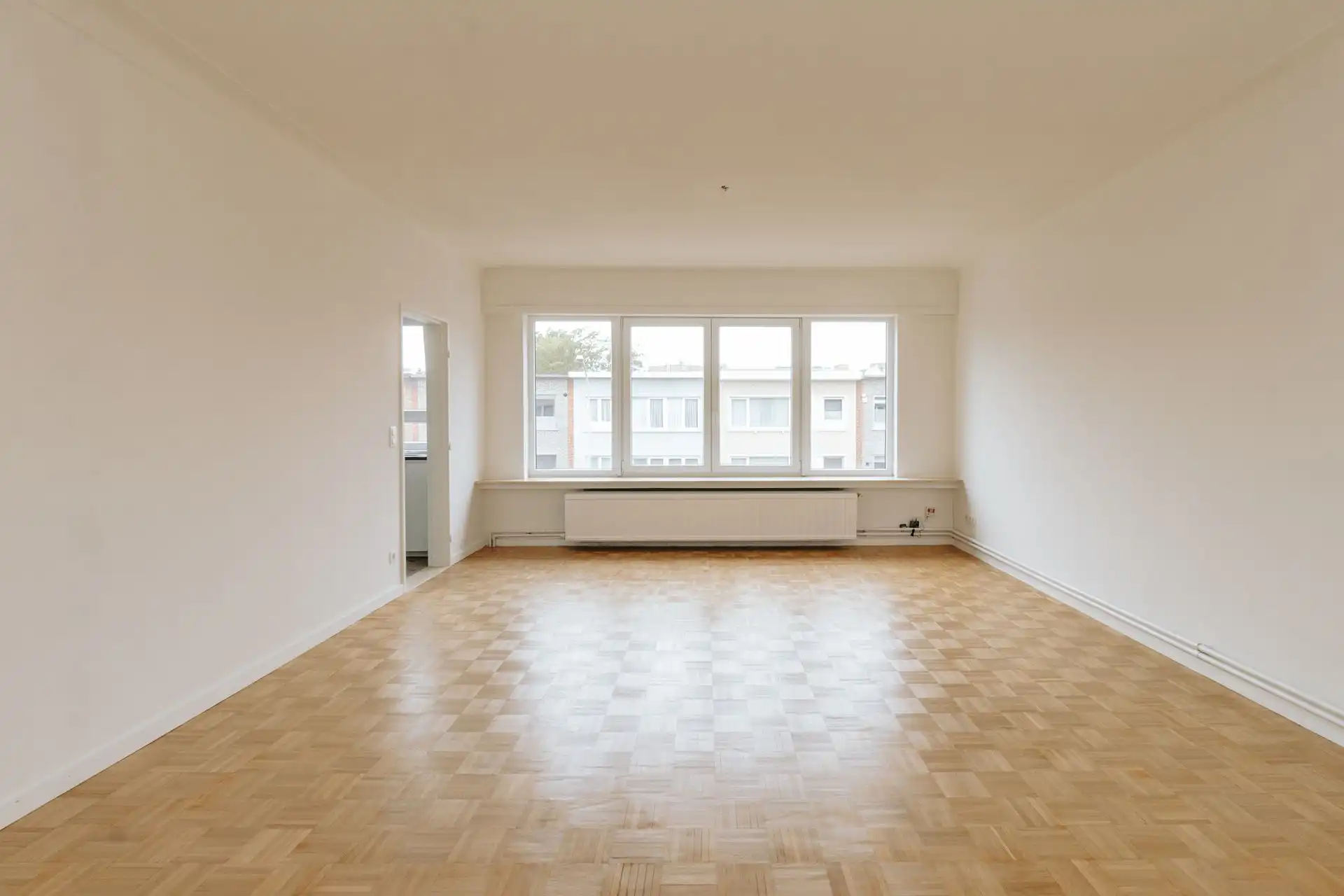 2 slaapkamerappartement met bureauruimte en garagebox foto 4