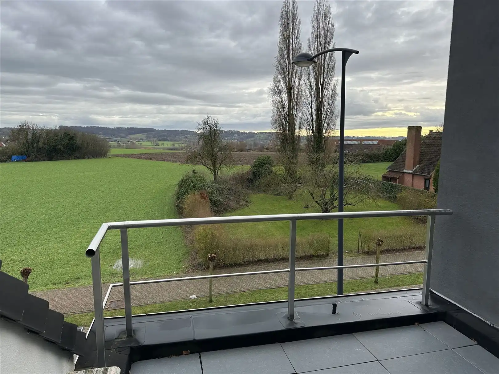 Instapklaar 2-slpk appartement te huur  foto 8