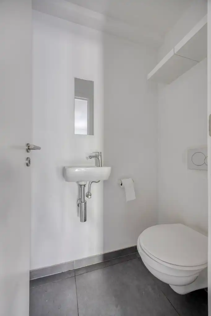 Instapklaar gelijkvloers appartement met eigen tuin foto 14