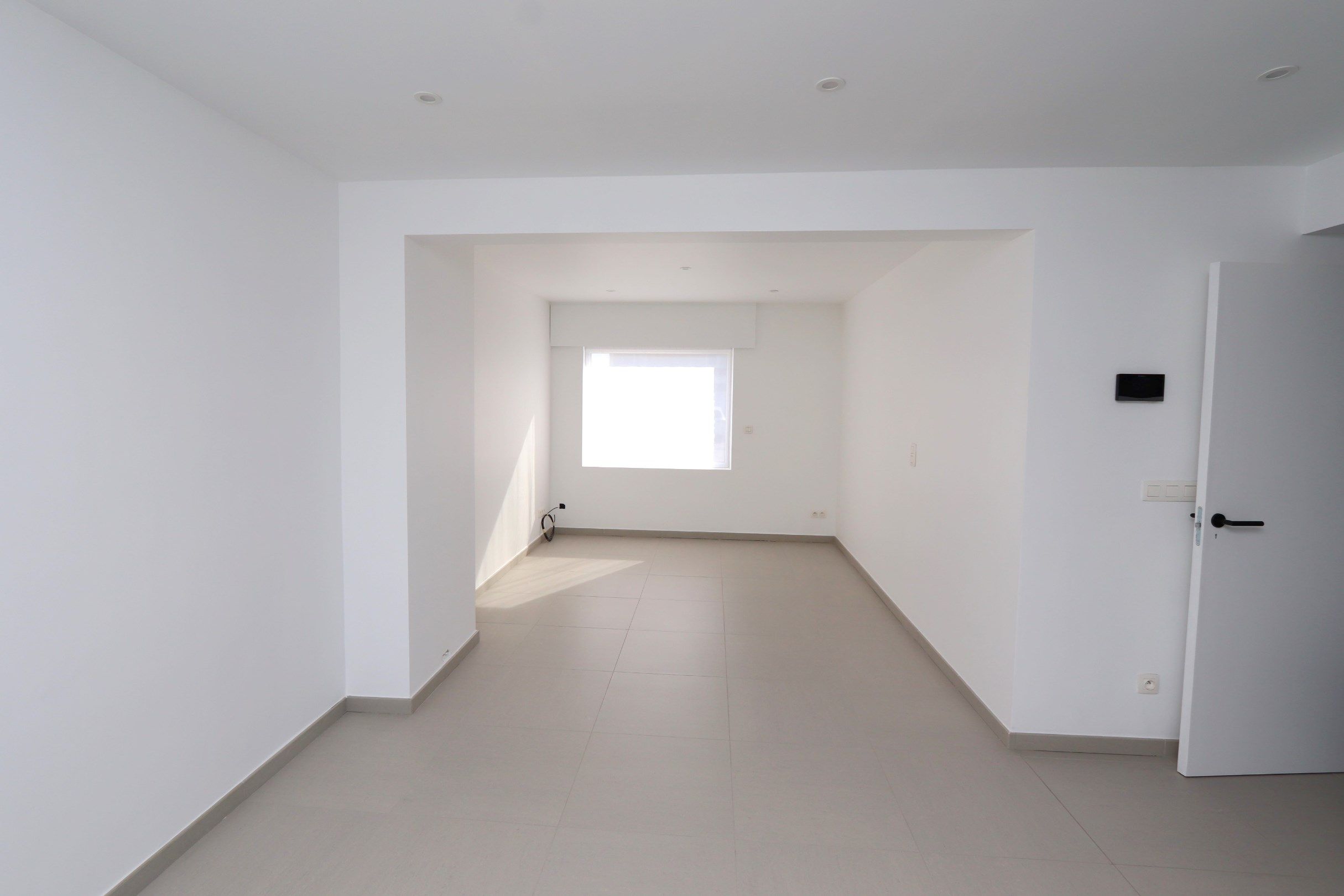 GERENOVEERDE WONING MET 3 SLAAPKAMERS EN TUIN foto 4