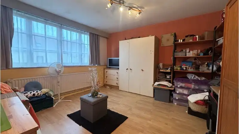 Comfortabele 3-slaapkamerwoning met GARAGE en TUIN te koop in Assebroek Brugge foto 11