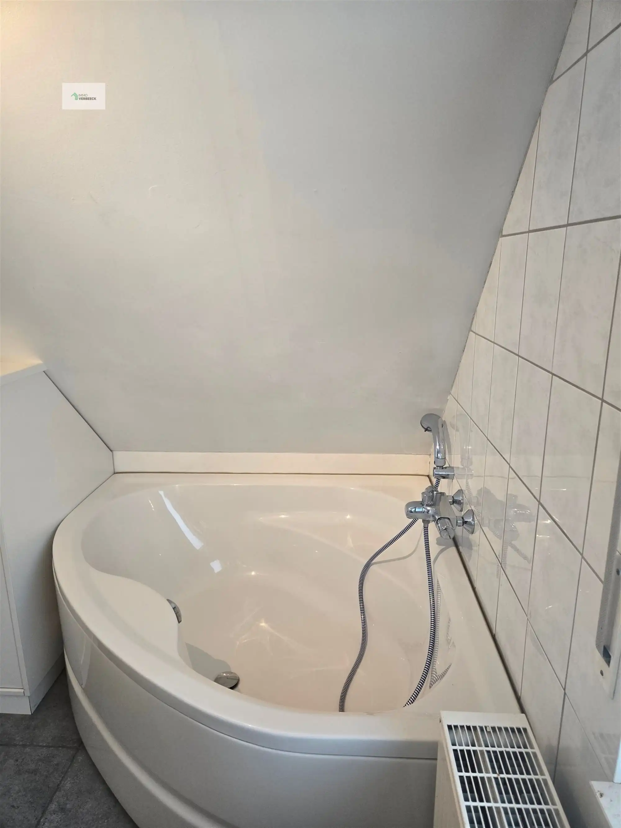 Ruime Woning met 3 Slaapkamers in Bale foto 54