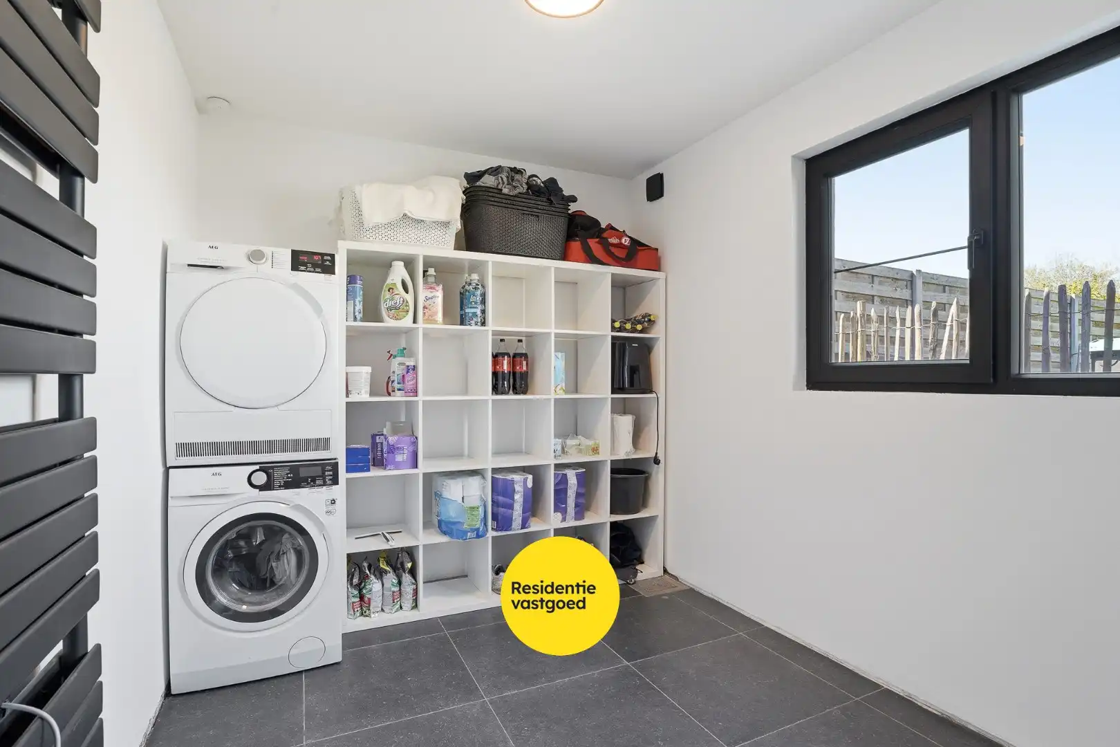 Volledig gerenoveerde alleenstaande woning op toplocatie in Zedelgem foto 9