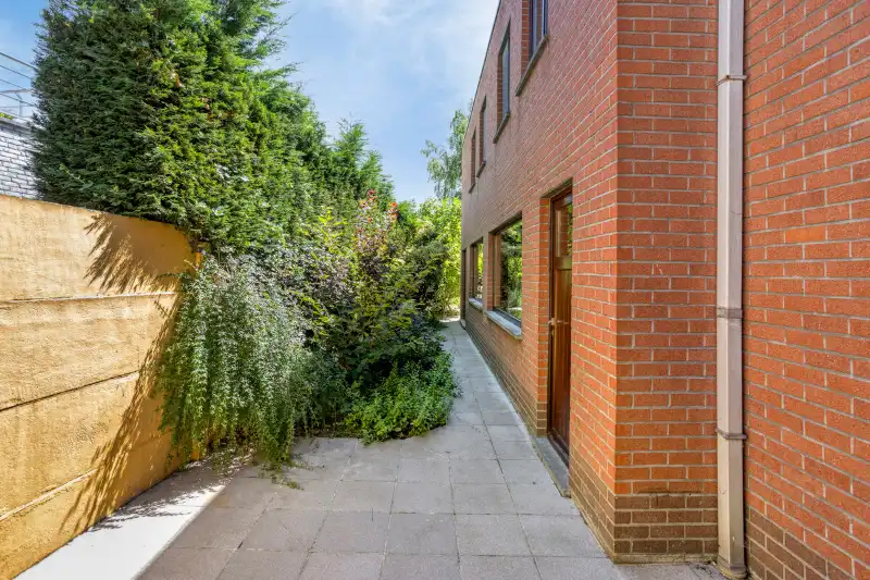 Charmante woning met prachtige tuin in het hart van Nazareth foto 14