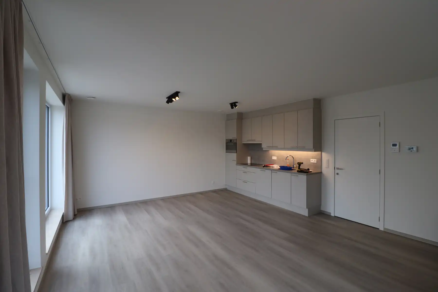 2-Slaapkamer-appartement (BEN) op de 1ste verdieping met lift, terras, ondergrondse autostaanplaats en kelderberging. foto 2