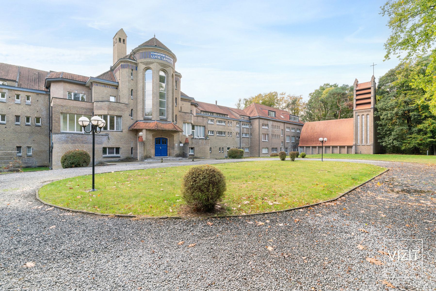 Gelijkvloersappartement met tuin in uniek art-decopand foto 14
