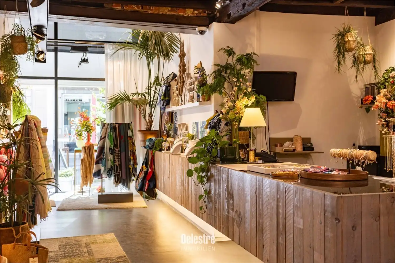 ENERGIEZUINIGE, LUXUEUS INGERICHTE HANDELSEIGENDOM MOLENSTRAAT foto 8