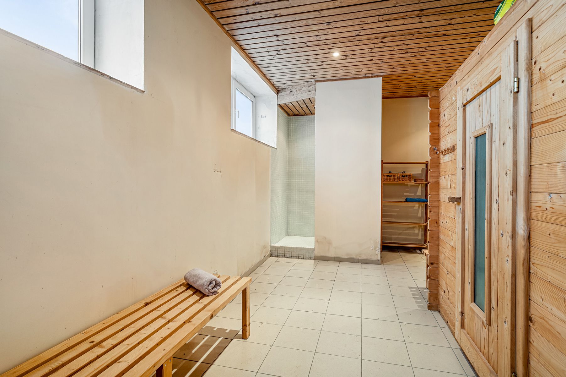 Statige villa: 6 slpk’s met tuin & praktische loods ! foto 20